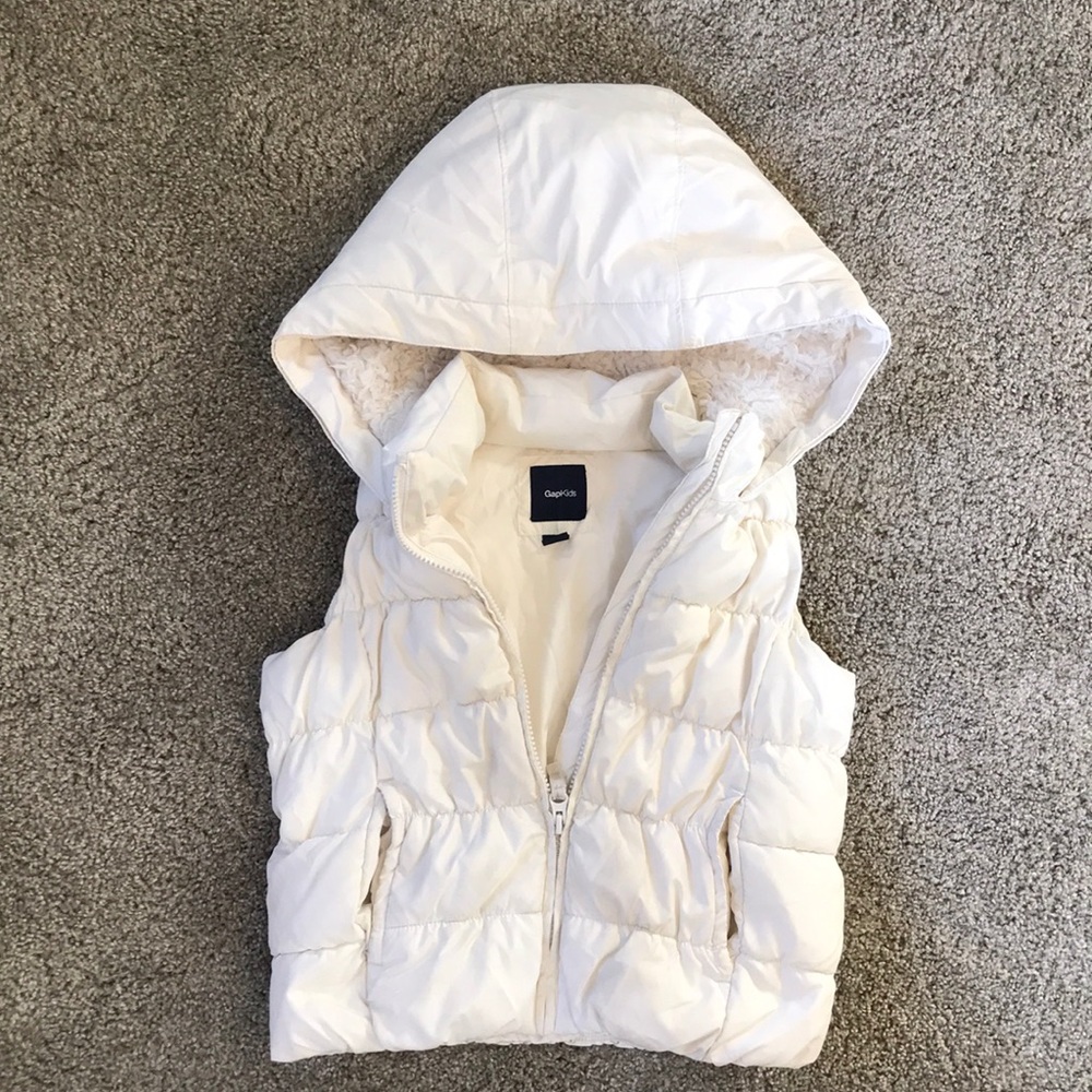 COPY - Gap Kids Sz 8 Girls Puffer Vest
